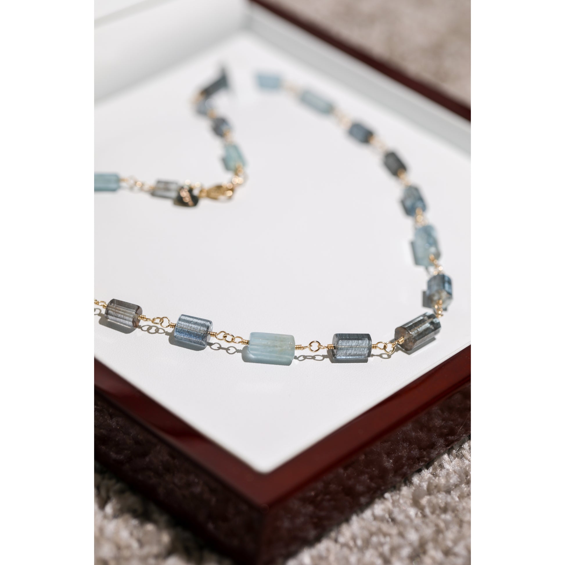 aquamarine-wrapped-in-gold-moss-aquamarine-chain-necklace-14k-yellow-gold